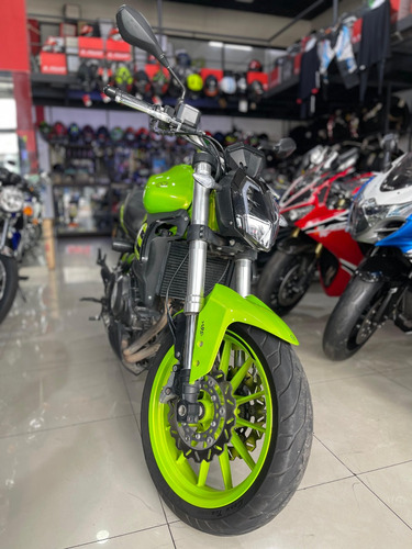 Benelli 302 S | Motos M R