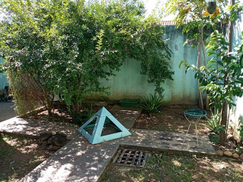 Imagen 26 de 30 de Townhouse En Venta Amplio Comodo Con Patio Interno Ubicado En Zona De Gran Revalorización Y Espacios Para El Esparcimiento Familiar Tazajal Naguanagua