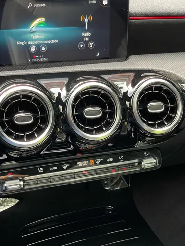 Mercedes-Benz Clase A A200 AMG LINE 1.3 TURBO AUTOMÁTICO