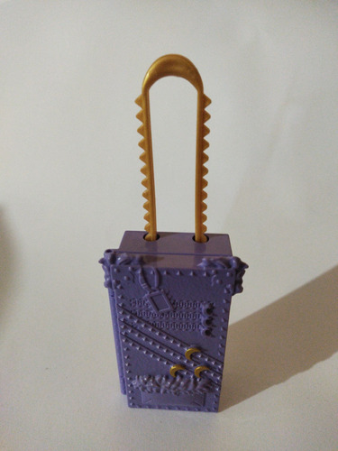 Monster High Accesorio Para Muñeca Equipaje Morado Maleta 