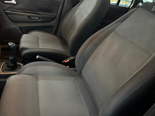 Volkswagen Spacefox 1.6 Total Flex 5p