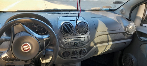 Fiat Palio essence sp 1.6 16v
