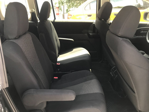 Imagen 12 de 15 de Mazda 5 Sport 2012