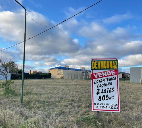 Lote En Esquina Barrio Uruguaí Colón