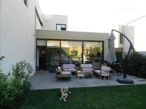 Imagen 22 de 25 de Casa En Venta De 4 Dorm. En Colina