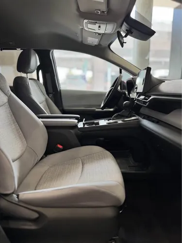 Toyota Sienna Le 2025 Entrega Inmediata