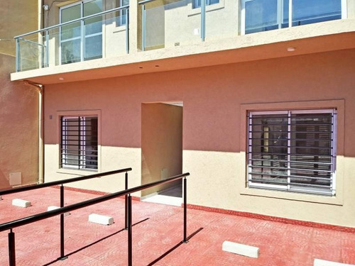 Imagen 2 de 10 de Depto. 2amb A Estrenar 65m² Planta Baja Con Amplio Patio A 4 Cuadras De Avenida De Mayo.