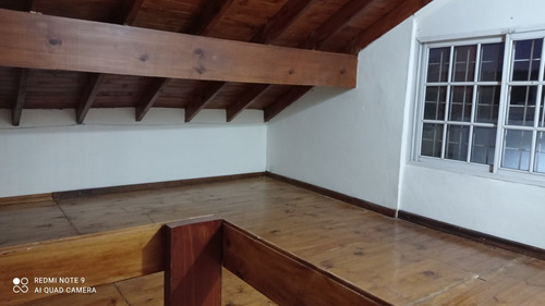 Imagen 7 de 9 de Chalet De Dos Amb. Con Fondo Y Cochera