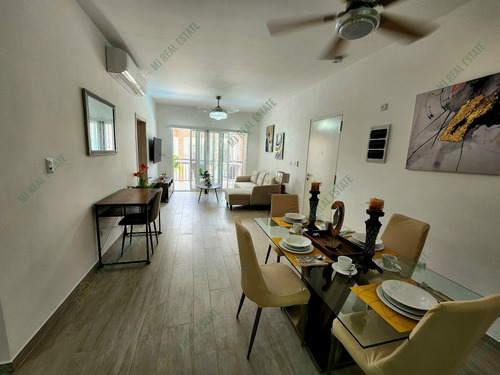 Apartamento Amueblado En Punta Cana, Los Corales, 2 Habitaciones