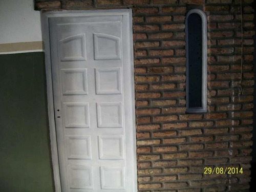 Imagen 5 de 15 de Galpón 200 M2 - La Tablada - Entrada De Camión