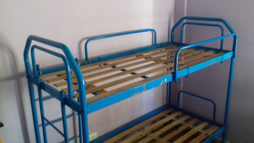 Cama Cucheta / Marinera De Caño Azul 2 Escaleras 2 Barrales (Usado)