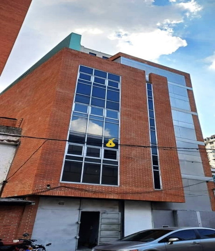 Se Alquila Edificio De Estructura Metalica 680m2 Sabana Grande