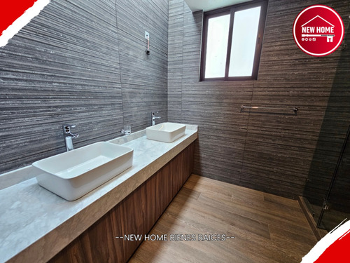 Casas En Venta En Metepec Cerca Del Parque Bicentenario Con 4 O 5 Recamaras