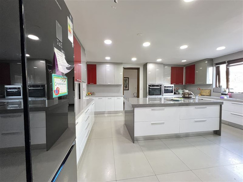 Casa En Venta En Destacado Sector Los Trapenses