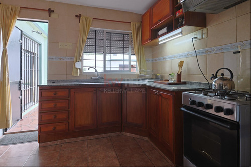 Venta Casa 2 Dormitorios Peñarol A Metros Av. Garzón