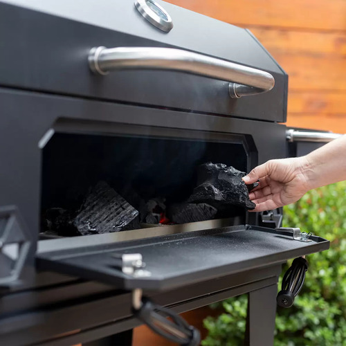 Asador A Carbon Con Ruedas Masterbuilt De Alta Gama