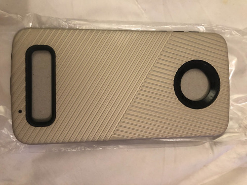 Imagen 1 de 1 de Funda Motorola Moto Z Play Tpu Resistente Antigolpe