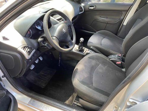 Peugeot 207 2010 2.0 Sedan Xt Hdi