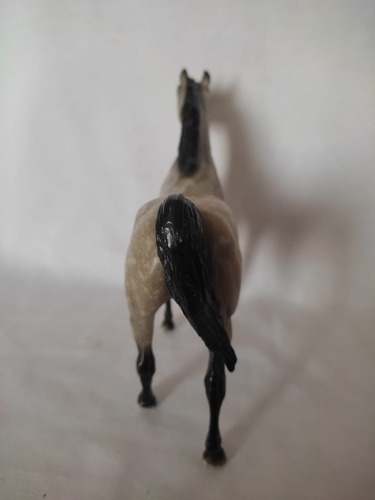Imagen 2 de 5 de Caballo Breyer Molding 01