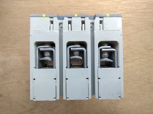 Interruptor Termomagnético 3x20a Abb Sace Tmax Xt1n 125