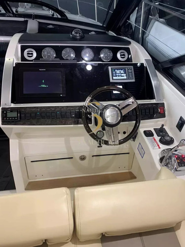 Sea Ray 410 Triton Bayliner Phantom Intermarine Azimut
