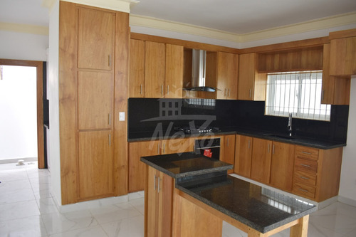 Imagen 13 de 22 de Casa Moderna En Venta Urbanización Los Prados, Santiago (jpc-221)