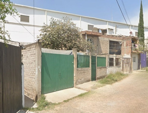 Se Vende Casa En Remate En C. Huerta Norte, Col. Huerta De Peña, Tlaquepaque Jalisco. Arf