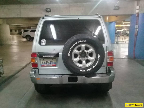 Mitsubishi Montero Sincronica