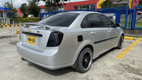 Imagen 7 de 15 de Chevrolet Optra