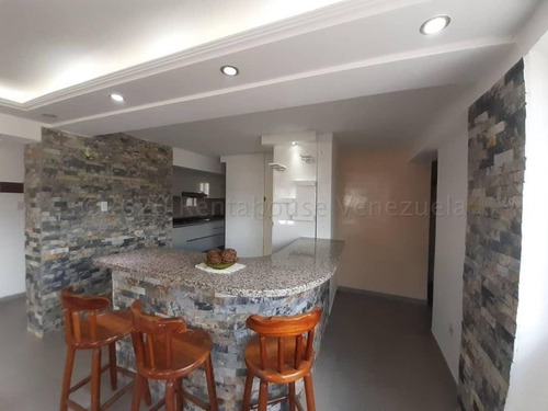 Imagen 10 de 24 de Freddy Camacaro Rentahouse, Apartamento En Venta En Monteserino San Diego. 22-2681