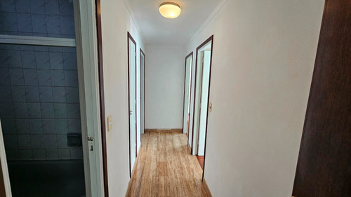 En Alquiler 24 Meses. Departamento De 4 Ambientes Con Baulera. Plaza Mitre.