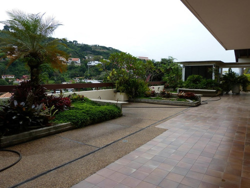 Imagen 14 de 15 de Casa En Alquiler Prados Del Este 22-22115 María José Diaz +58 424-1747490
