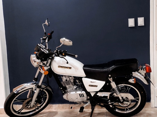 Suzuki  Gn 125 F