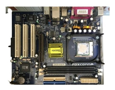 Imagen 2 de 3 de Tarjeta Madre Foxconn Con Procesador Para Chequear