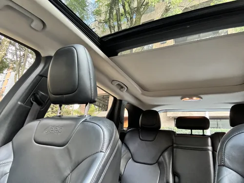 Jeep Cherokee 3.2 Longitude Plus