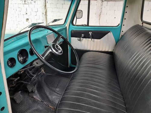 Ford F- 75 Pick-up 4 X 4