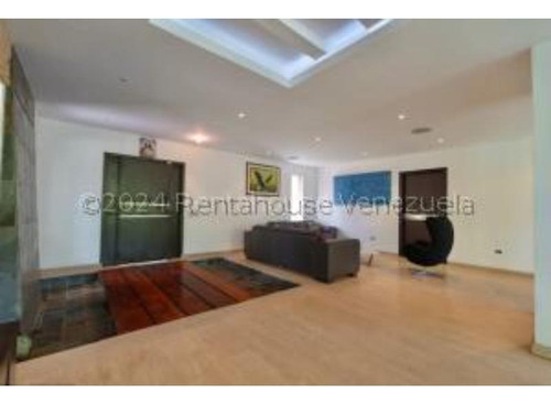 #24-29143 Increíble Casa Ubicada En Alto Hatillo