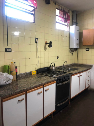 Imagen 2 de 13 de Casa A La Venta, 4 Dormitorios, Terraza, Barrio Ludueña Ros