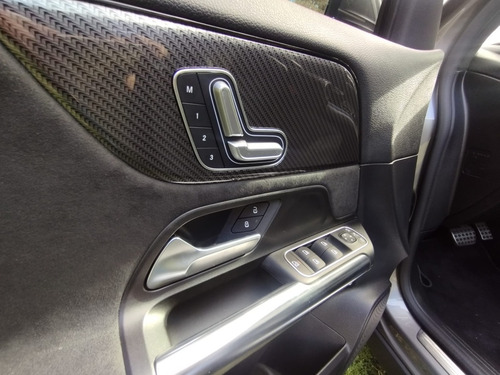 Imagen 14 de 23 de Mercedes Benz Gla 250 Amg