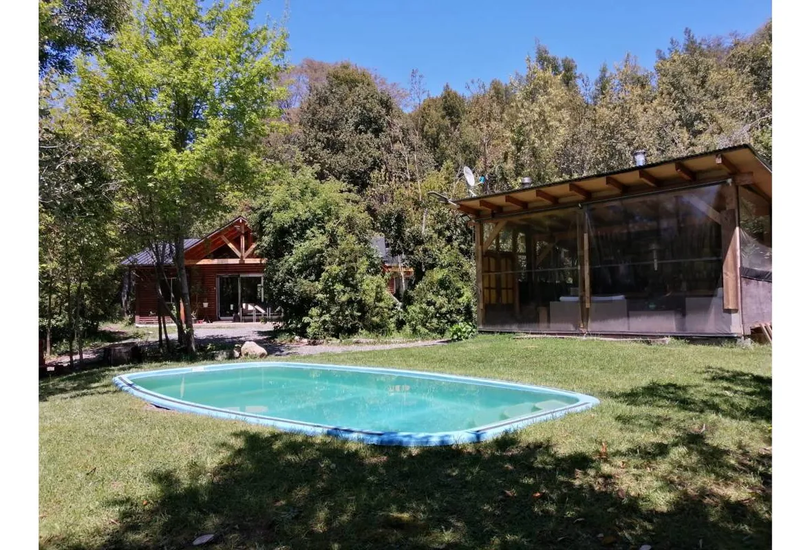 Imagen 1 de 19 de Casa 4d 2b + 3 Cabañas Alojamiento Piscina Quincho Y Tin...