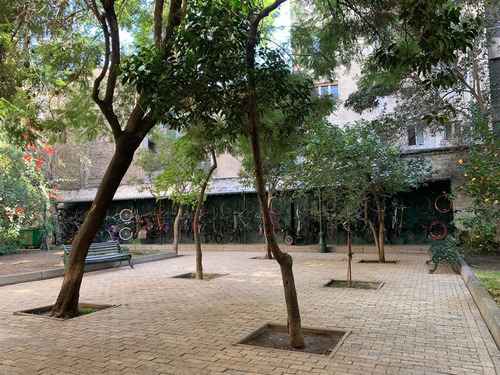 Vendo Departamento, 4 D. Excelente Ubicación En Providencia.