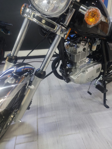 Suzuki Gn125