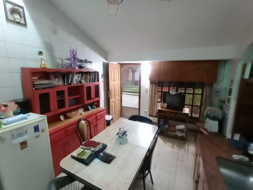 Hermosa Casa Quinta Ideal 2 Familias A 150m De Camino De Cintura