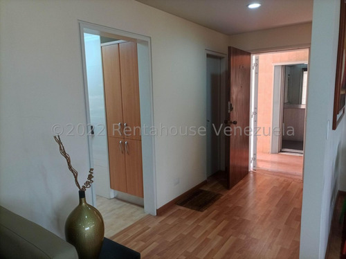 Imagen 10 de 13 de Espacioso Apartamento En Venta Colinas De Los Ruices 23-9067