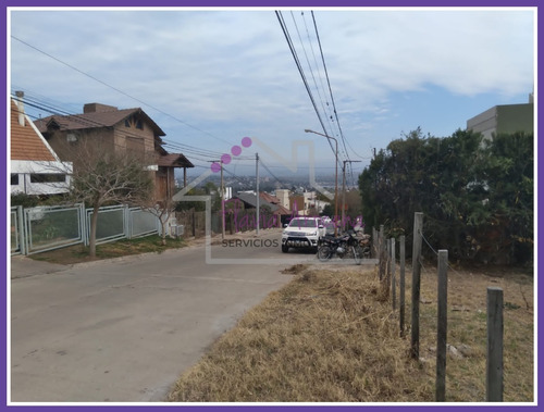 Imagen 10 de 11 de Venta Lote Con Increible Vista Barrio Residencial