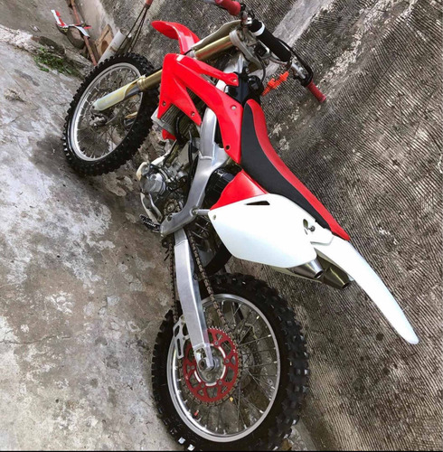 Honda Crf R