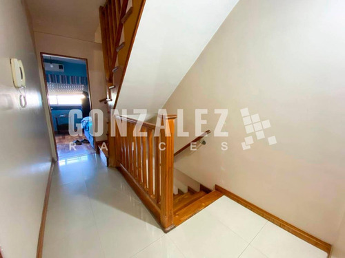 Imagen 10 de 22 de Triplex 5 Ambientes En Barrio Isabel La Católica - Ciudad Evita