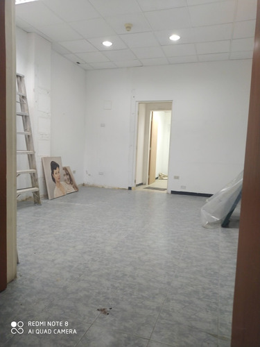 Imagen 6 de 13 de Local Comercial En Las Delicias De Sabana Grande