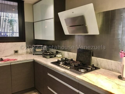 Imagen 8 de 10 de Casa Venta Los Campitos Mls #22-18304 En La Escala Del 1 Al 10 Es Un 11!! Ubicada En Calle Cerrada Con Porton De Seguridad, Ademas El Conjunto Cuenta Con El Suyo Propio