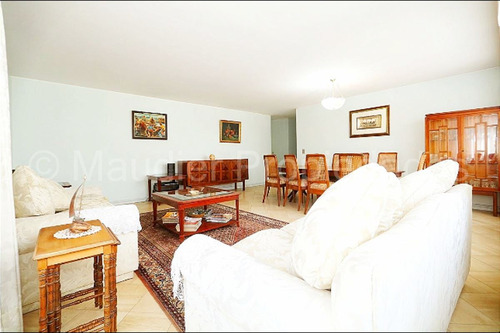 Departamento En Venta De 3 Dorm. En Las Condes